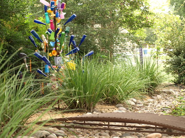 3%20butterfly%20iris,%20bridge%20and%20bottle%20tree.detail